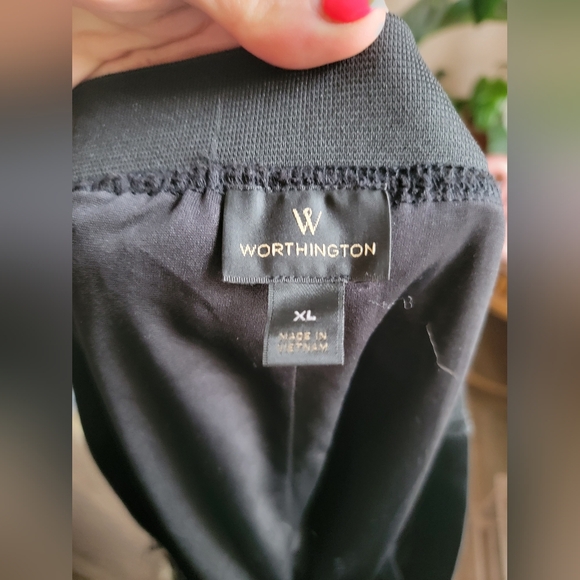 Feathery Worthington Elastic Skirt - Picture 4 of 4